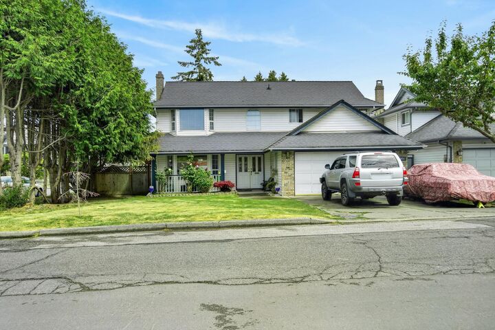 3951 Moresby Drive — photo 1