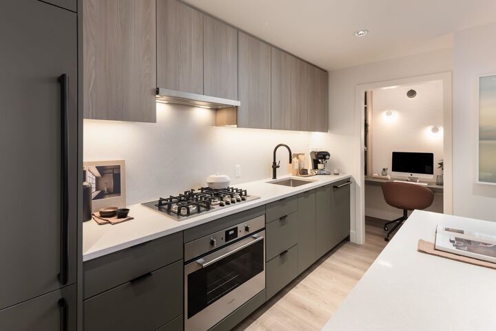 8633 River District Crossing 718 — photo 1