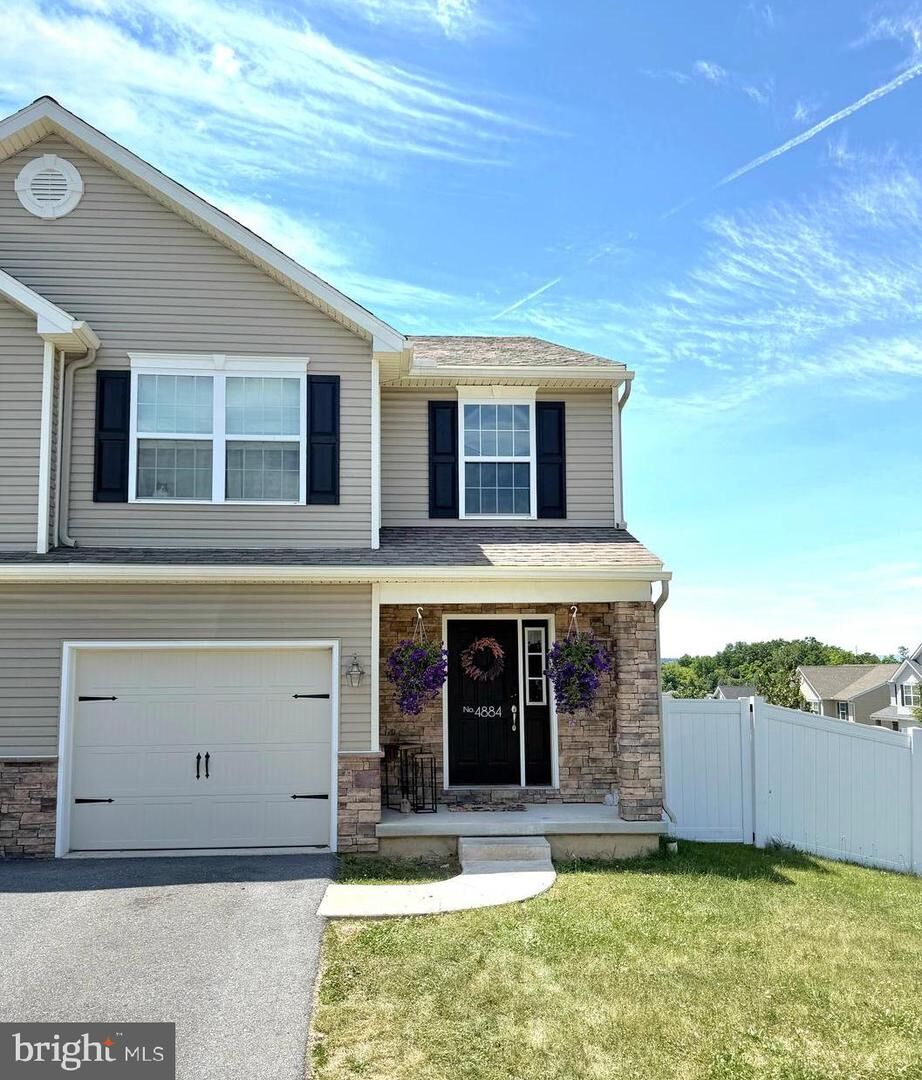 Property Photo:  4884 Mount Vernon Street  PA 19560 