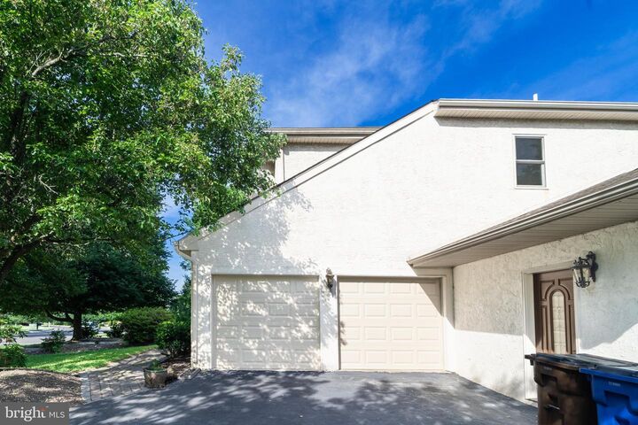 Property Photo:  1515 Pownal Drive  PA 19067 