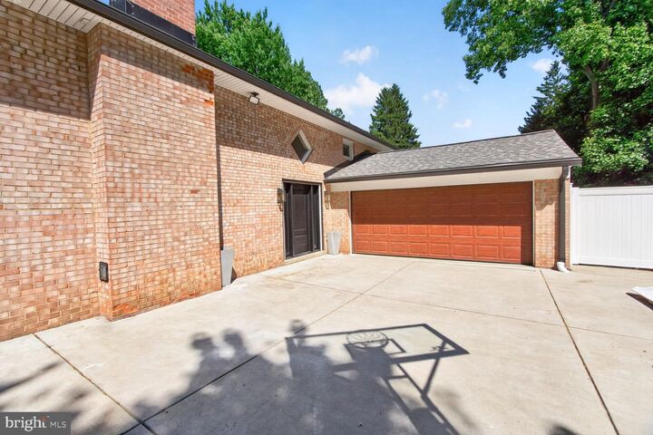 Property Photo:  9009 Mears Street  VA 22031 