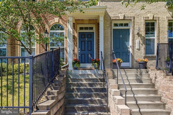 Property Photo:  1626 Lismore Terrace NE  VA 20176 