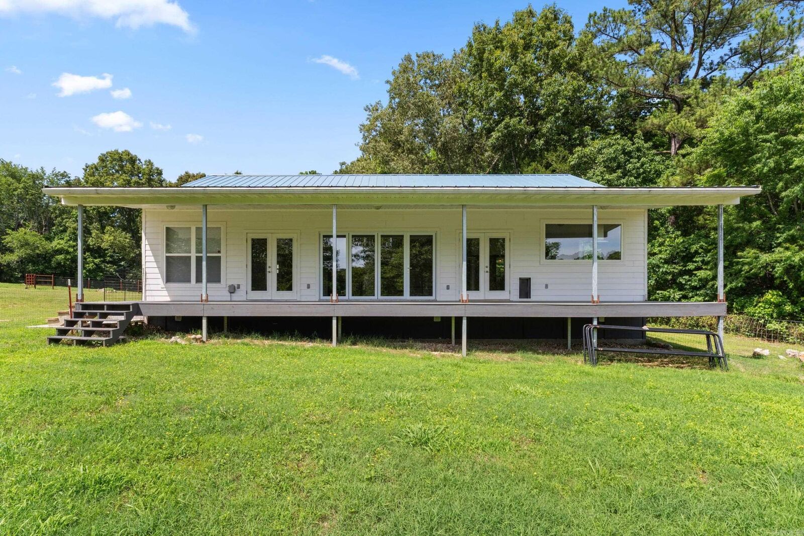 Property Photo:  881 Hwy 126 North  AR 72635 