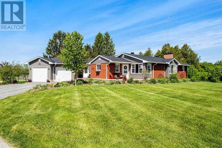 Photo de la propriété:  6443 Martin Street North  ON K0A 1A0 