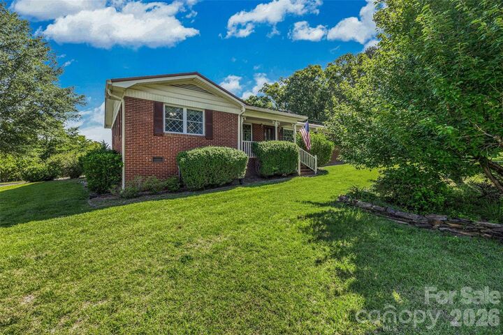 Property Photo: 7061 Nc 200 Highway NC 28107