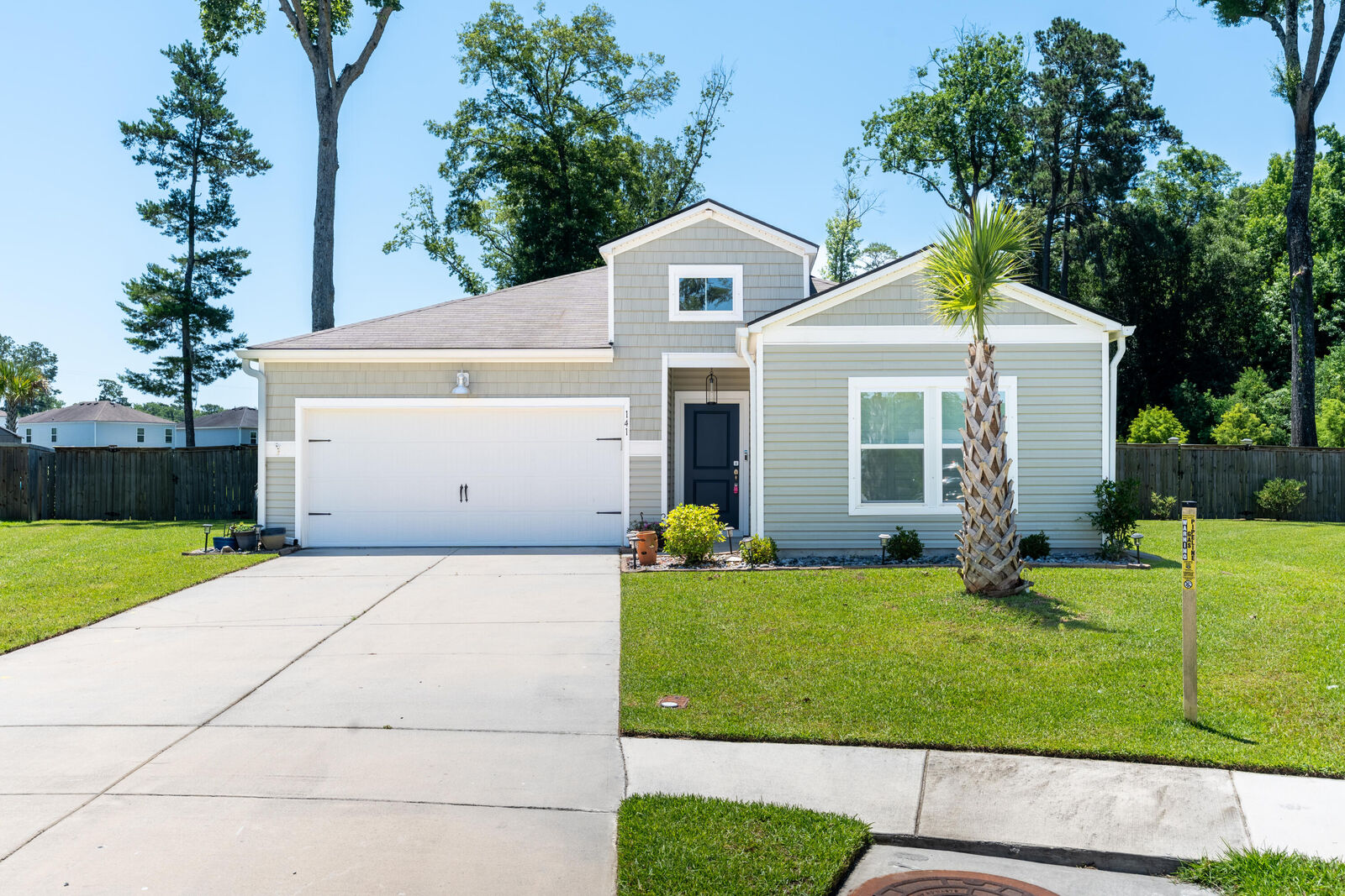 Property Photo: 141 Vistawood Drive SC 29414