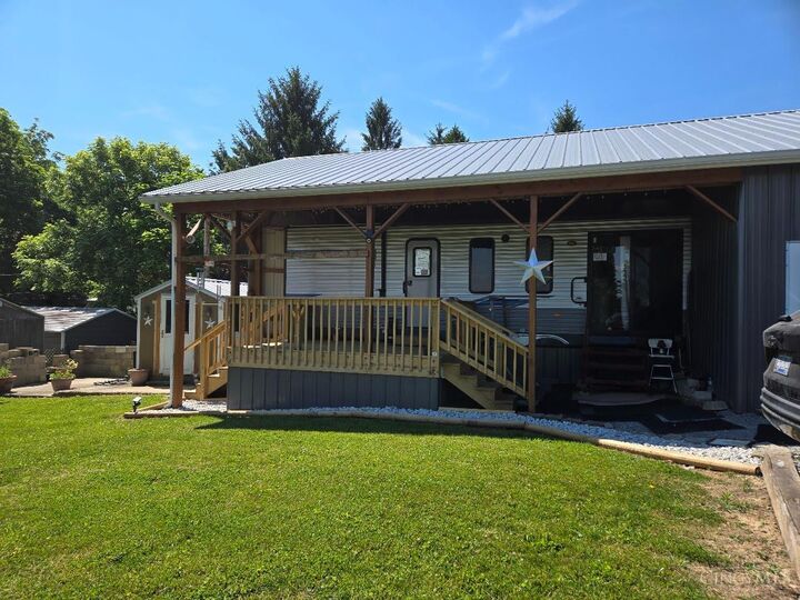 Property Photo:  7016 Highland Trail W  OH 45133 