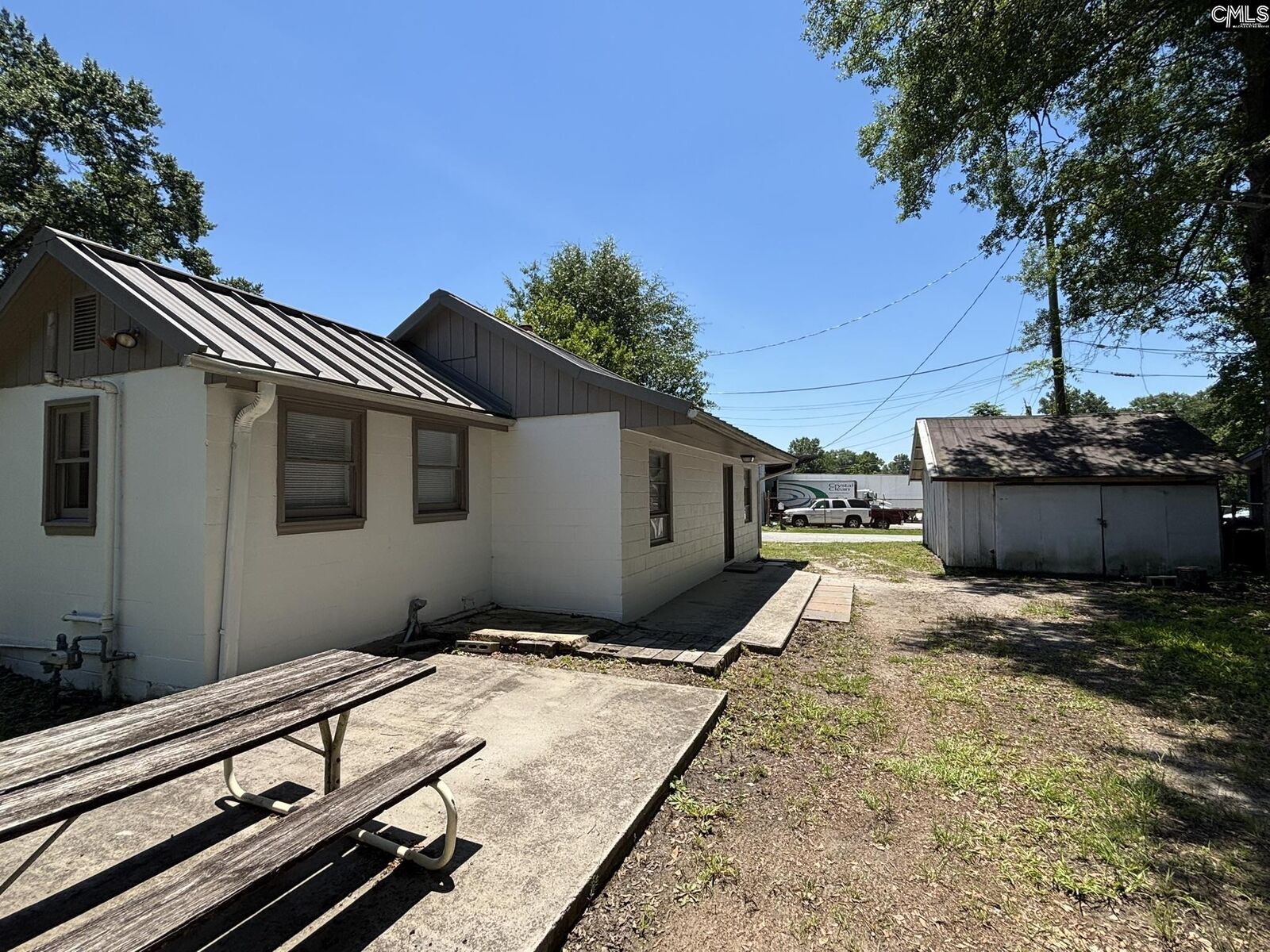 Property Photo:  611 Oakland  SC 29033 