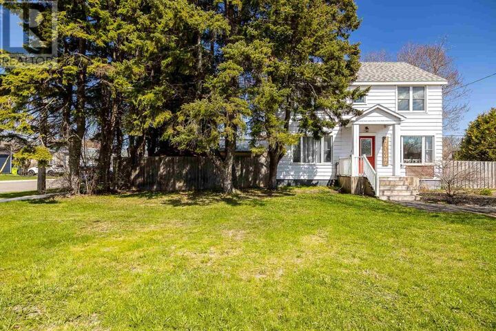 Property Photo: 180 Pine St ON P6A 3Y9