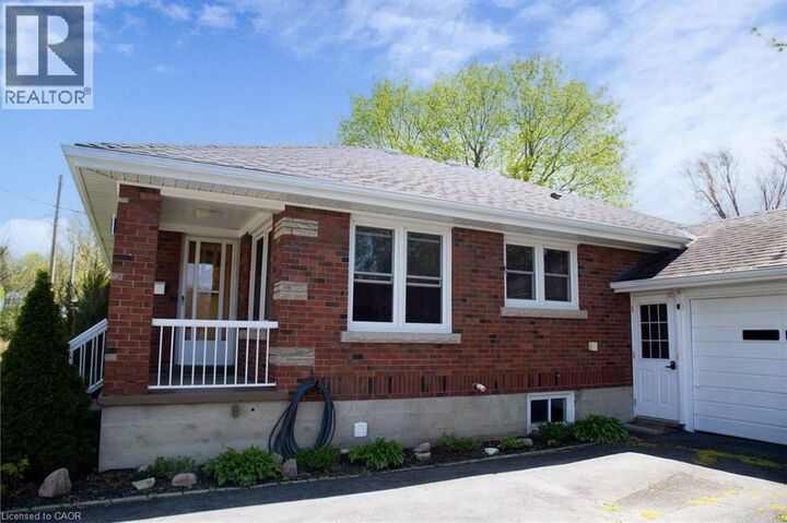 Property Photo:  42 Hawthorne Avenue  ON N3Y 2L9 