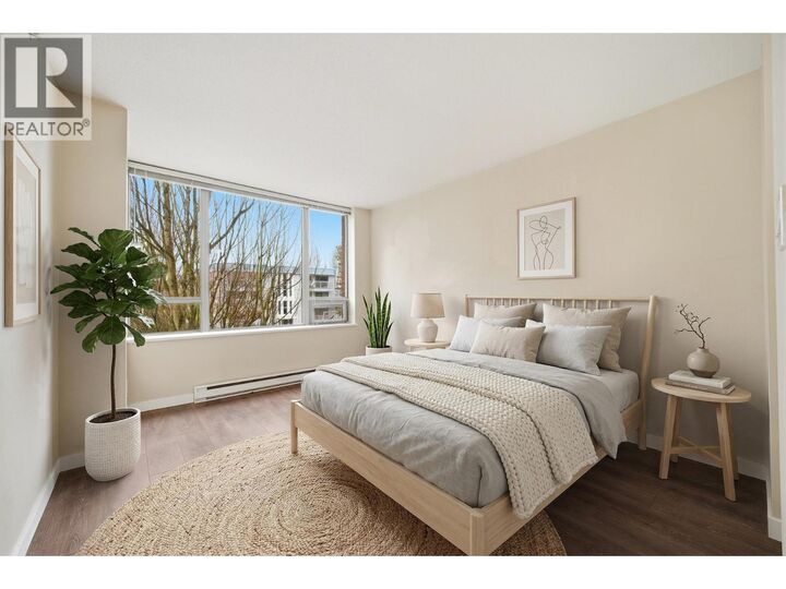 Property Photo: 6331 Buswell Street 303 BC V6Y 4H2