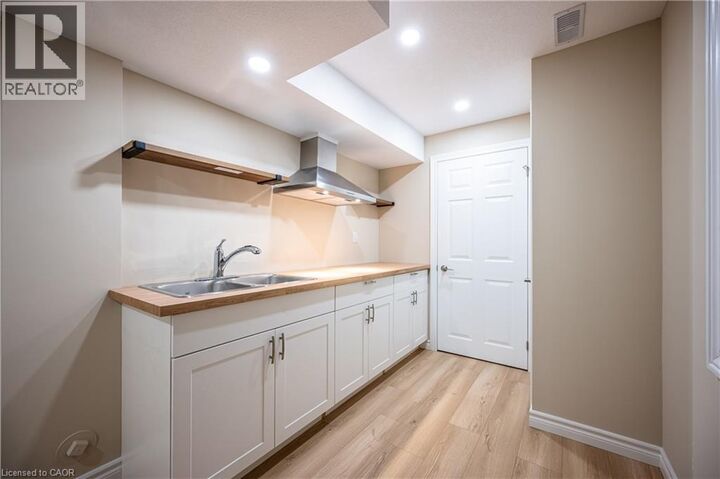 Property Photo:  261 Benninger Drive  ON N2E 0K2 