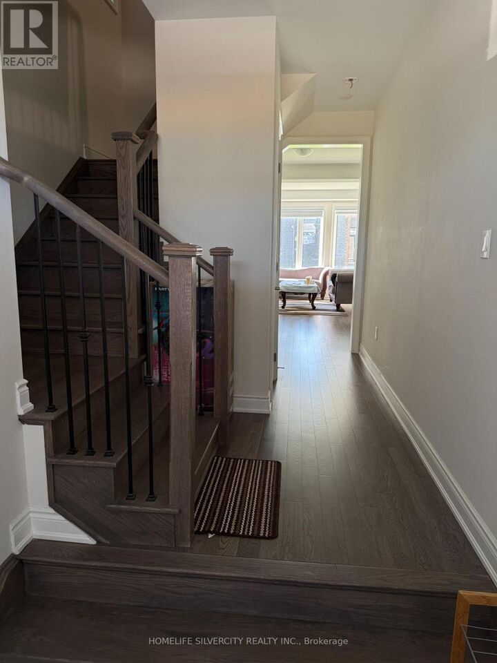 Property Photo: 39 Stanley Leitch Drive ON N0B 1T0