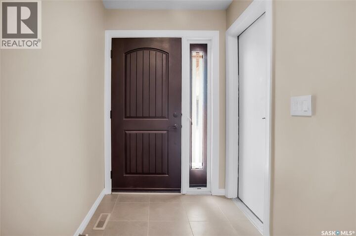 Property Photo:  471 Wakabayashi Crescent  SK S7K 7M6 