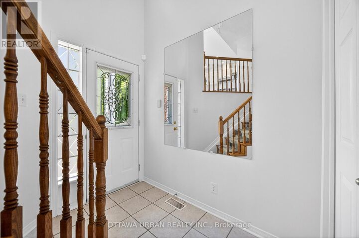 Property Photo: 127 Castle Glen Crescent ON K2L 4G9