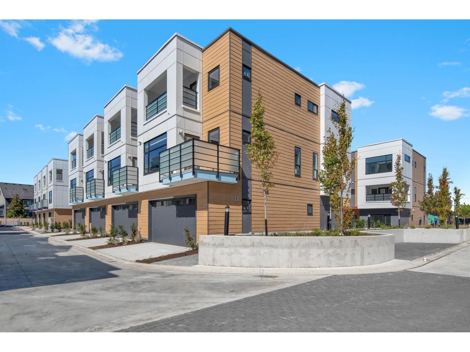 Property Photo:  177 175A Street 7  BC V3Z 1L1 