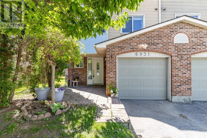 Property Photo:  6931 Du Bois Avenue  ON K1C 5L4 