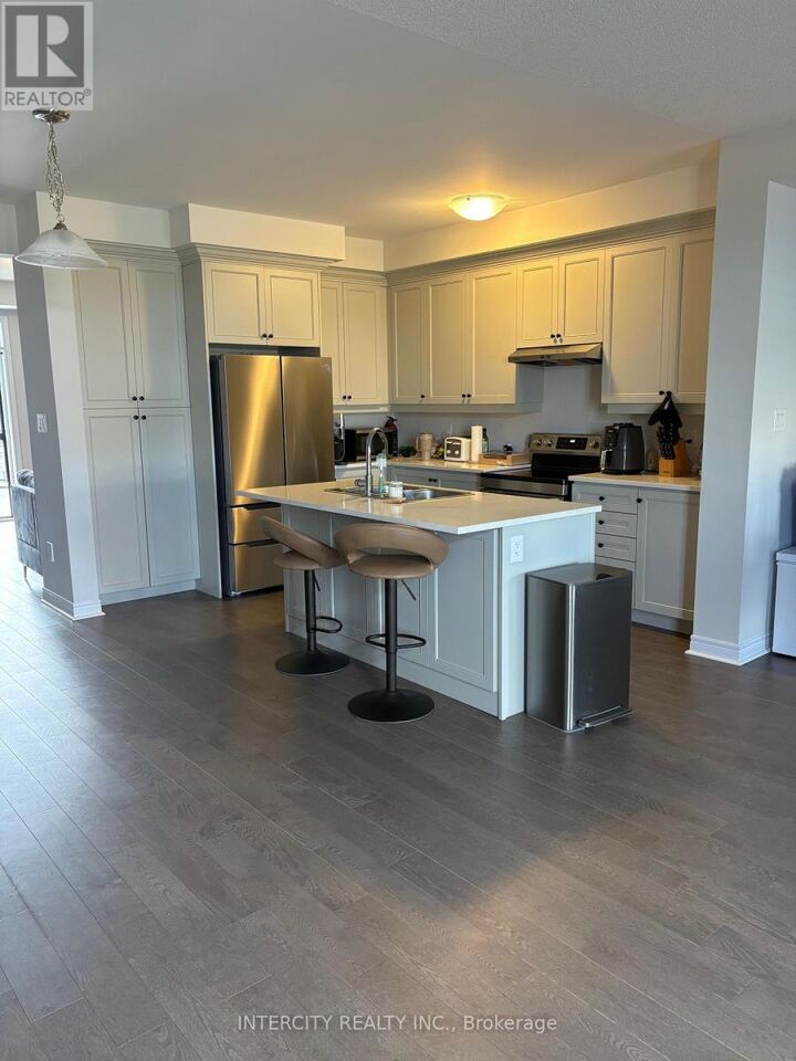 Property Photo:  339 Inspire Boulevard  ON L6R 4E6 