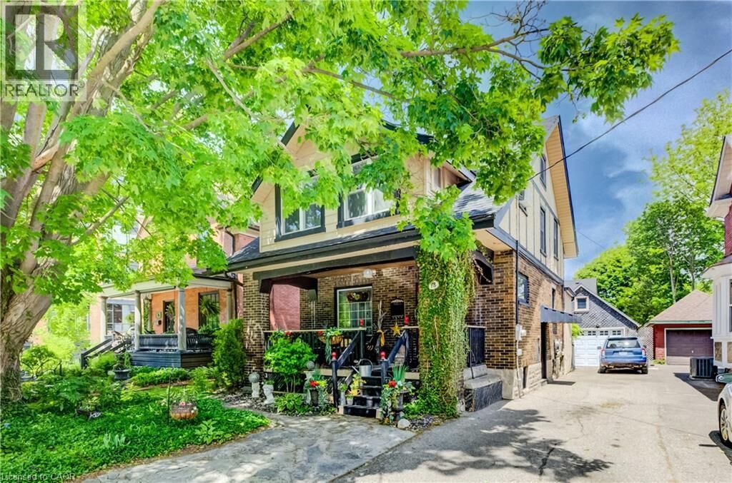 Property Photo:  78 Chestnut Street  ON N2H 1V1 