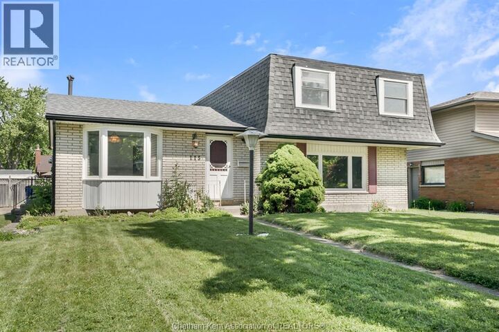 Property Photo:  115 Parkwood Drive  ON N7M 2B1 