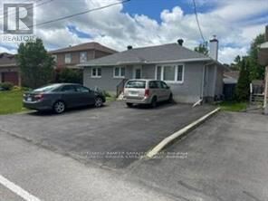 Property Photo: 1437 Kingsdale Avenue ON K1T 1G8