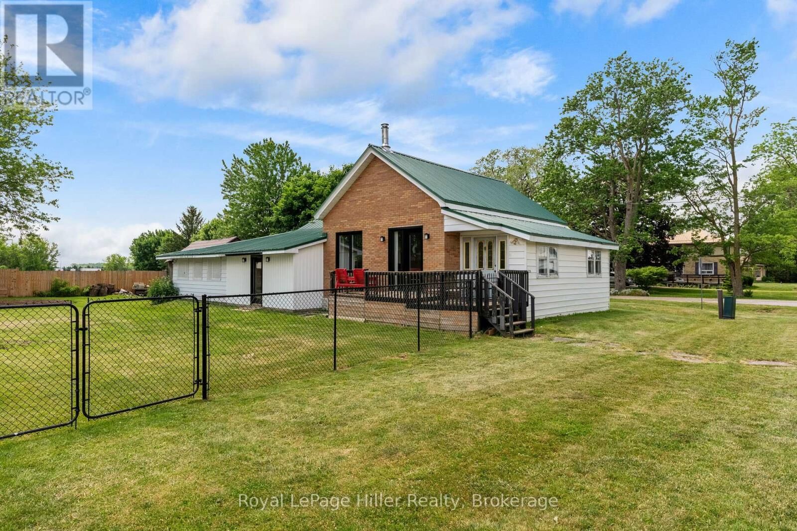 Property Photo: 125 Portland Street ON N0M 1K0