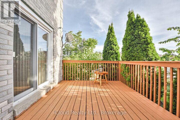 Property Photo:  14 Timberlane Drive  ON L6Y 3Y3 