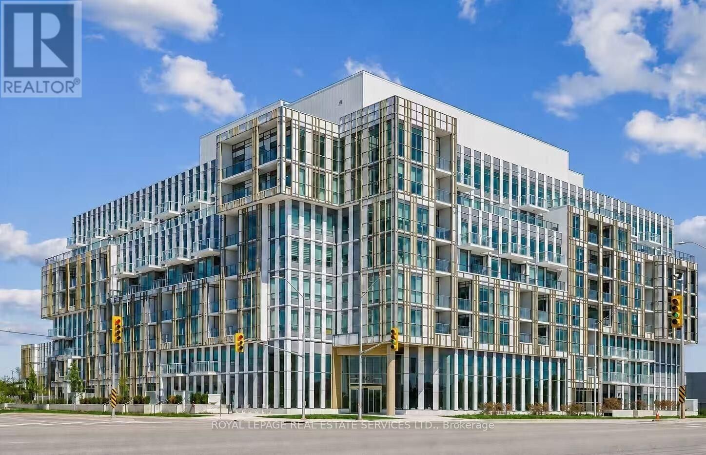 Property Photo:  1005 Dundas Street East 560  ON L6H 8C7 