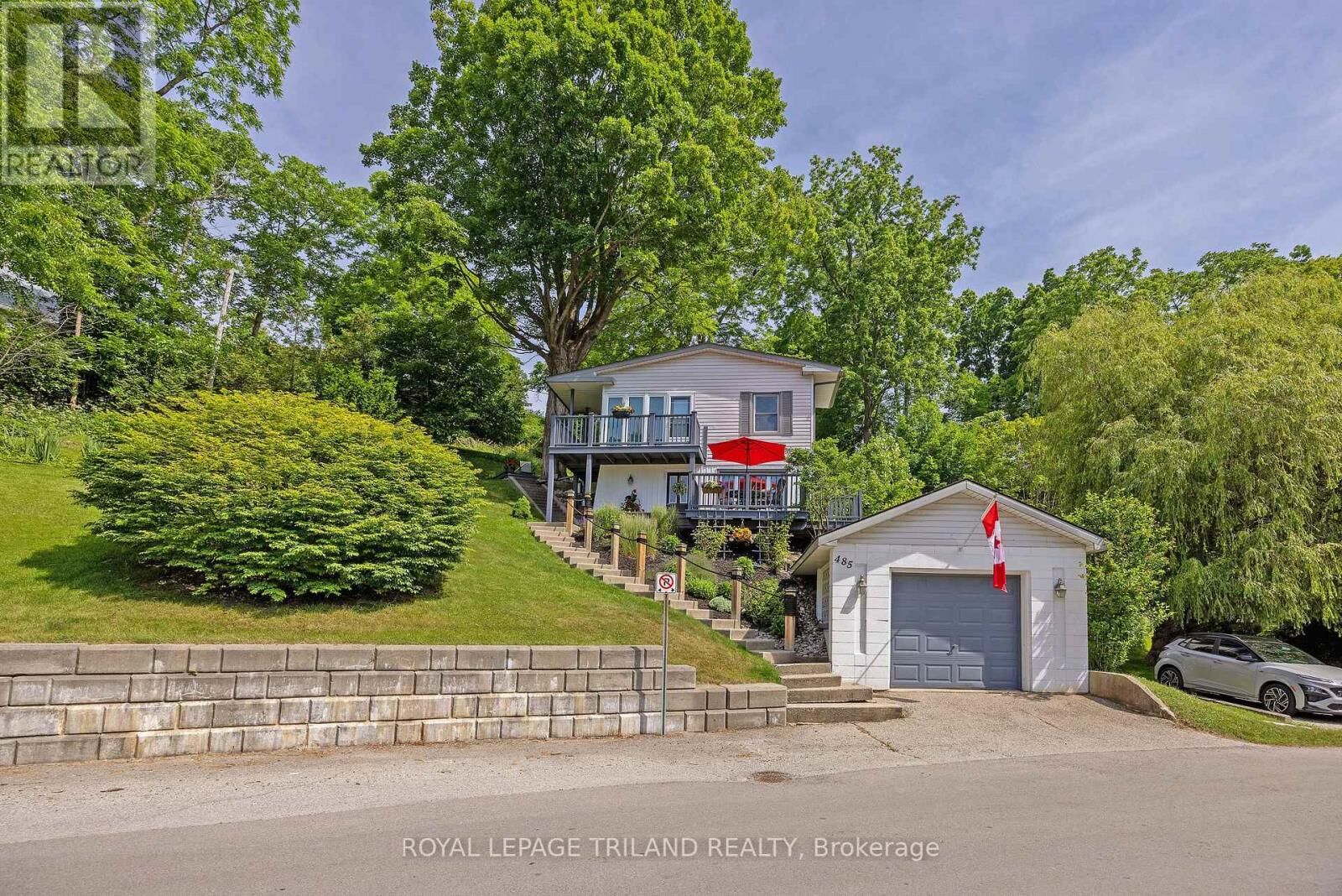 Property Photo:  485 Valley Street  ON N5L 1G5 