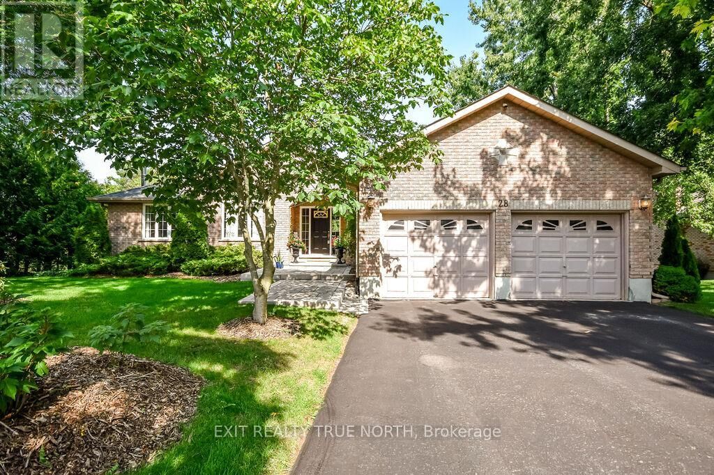 Property Photo:  28 Nicholson Crescent  ON L9X 0G9 