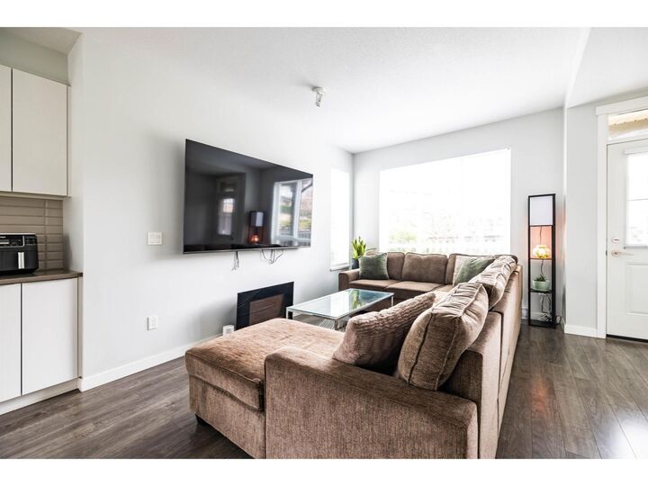 Property Photo:  30930 Westridge Place 114  BC V2T 0H6 