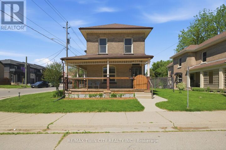 Property Photo:  76 Brock Street  ON N3S 5V2 