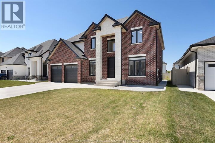 Property Photo:  594 Orchards Crescent  ON N9E 0B2 