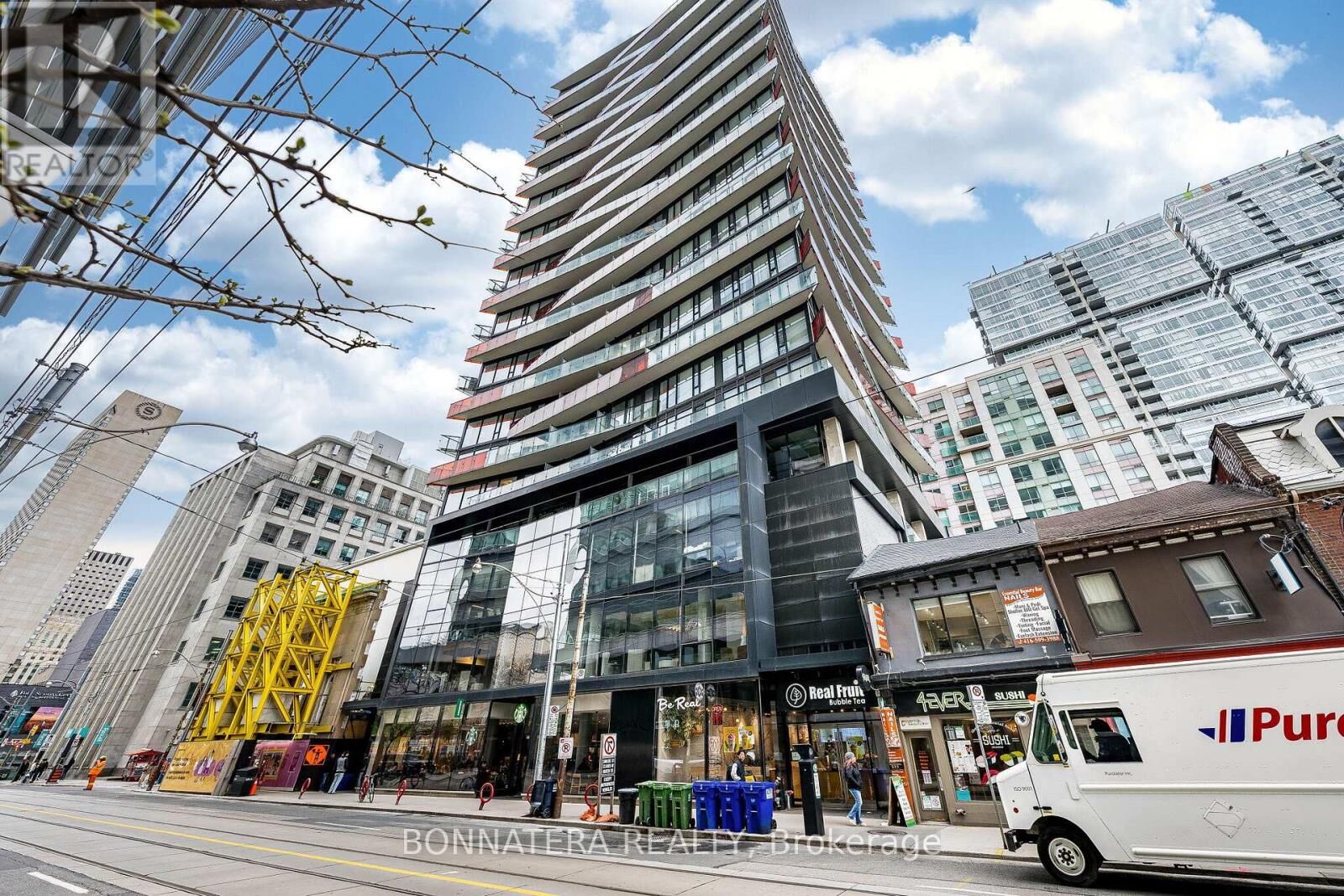 Property Photo:  215 Queen Street West 1110  ON M5V 0P5 
