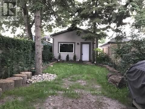 Photo de la propriété:  538 Runnymede Road Basement  ON M6S 2Z7 