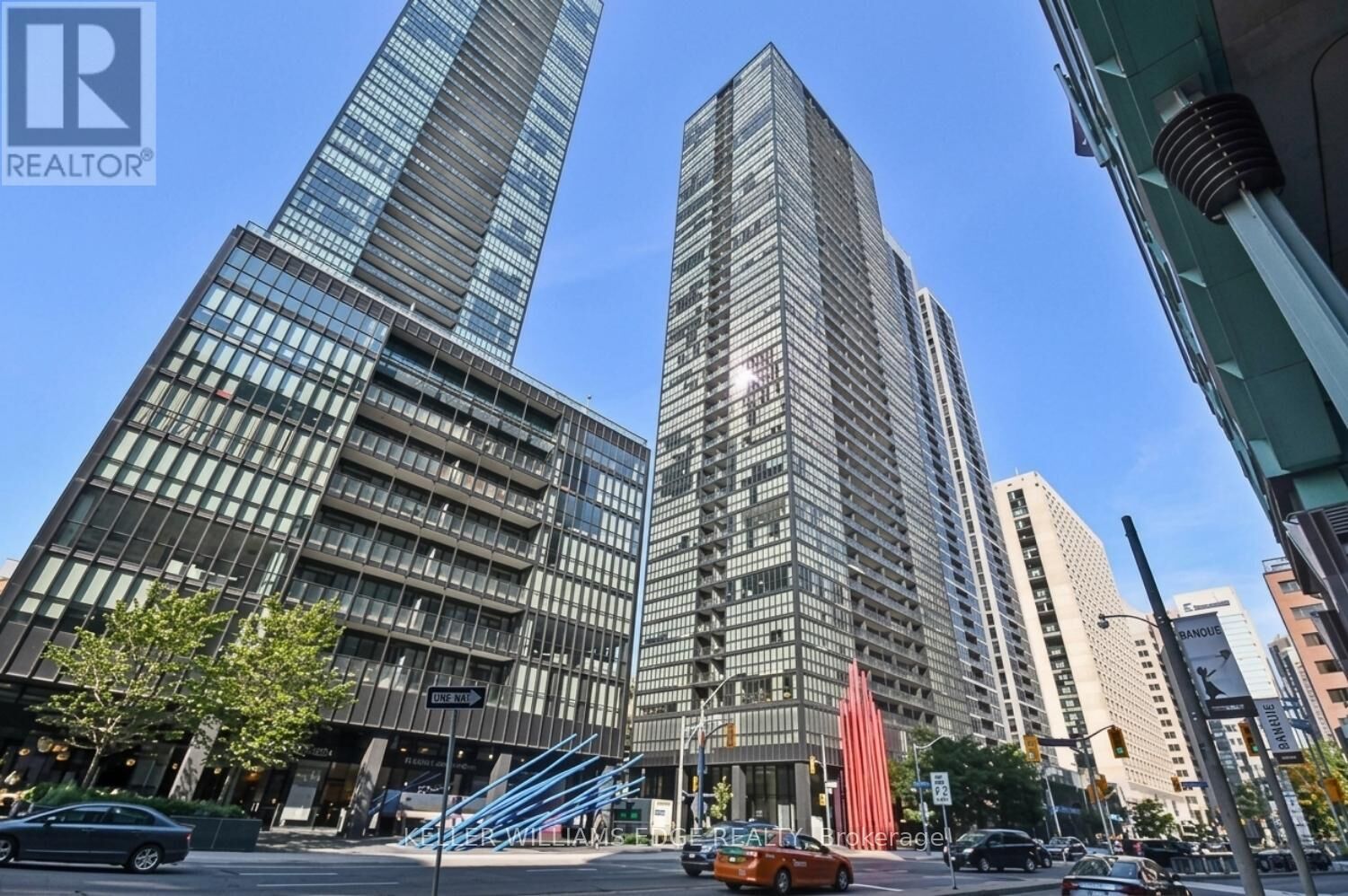 Property Photo:  110 Charles Street East 3301  ON M4Y 1T5 