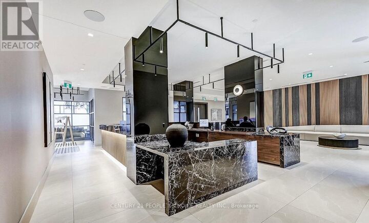 Property Photo: 2545 Simcoe Street North 306 ON L1L 0W3