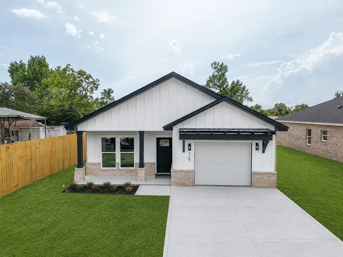 Property Photo:  729 Sheffield Avenue  FL 32401 