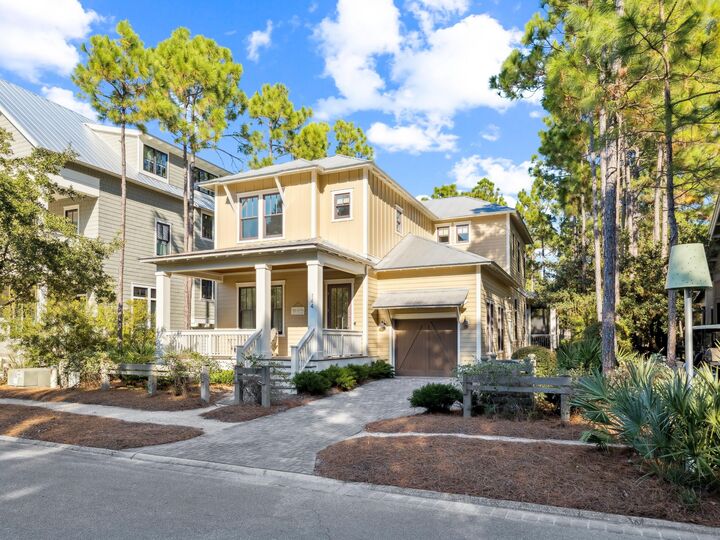 Property Photo: 144 Royal Fern Way FL 32459