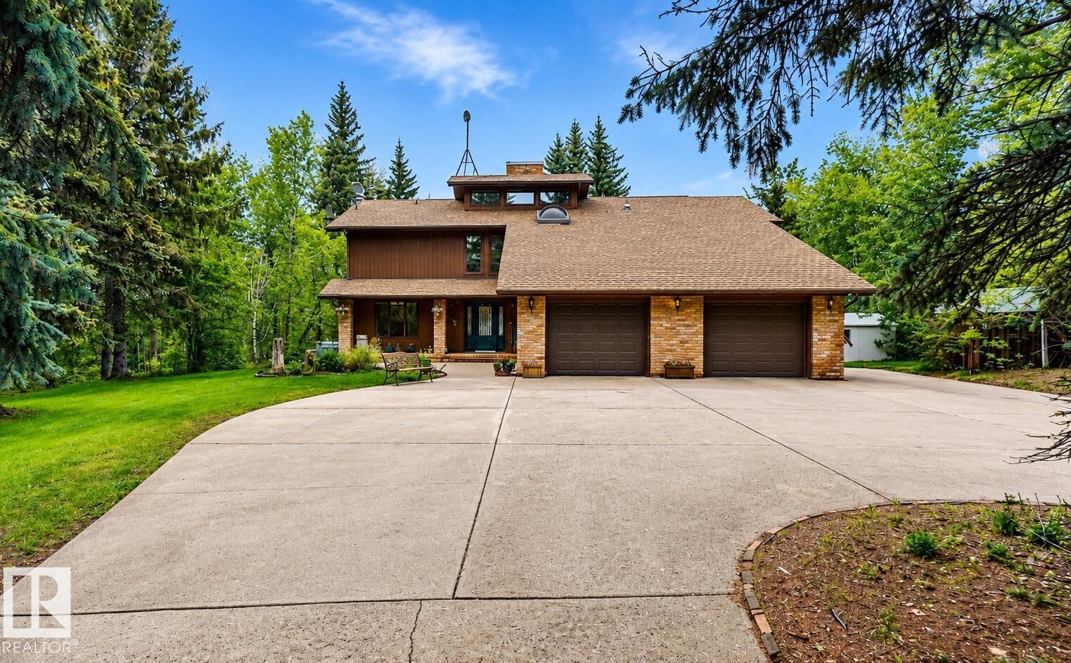 Property Photo:  21546 Twp Road 520 25  AB T8E 1G5 