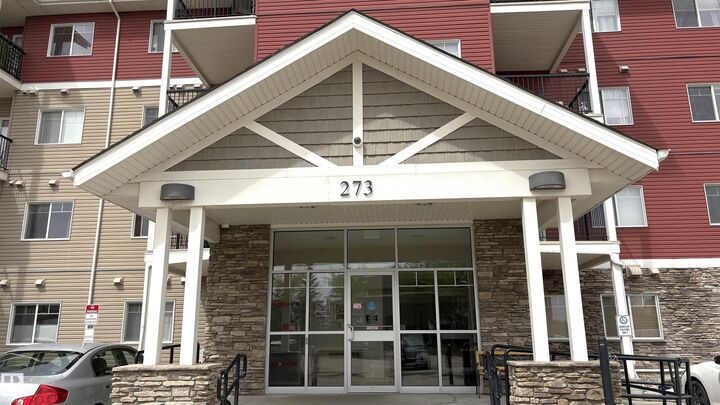 Property Photo:  273 Charlotte Way 402  AB T8N 0N9 
