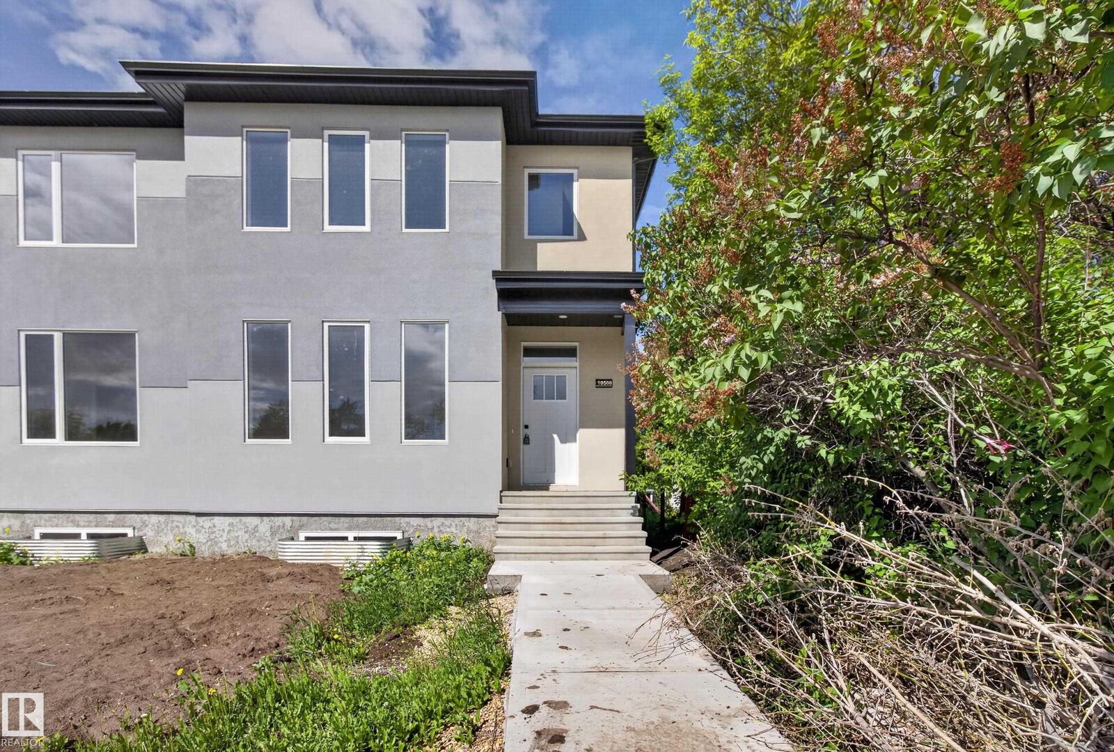Property Photo:  10508 162 Street NW  AB T5P 3M5 