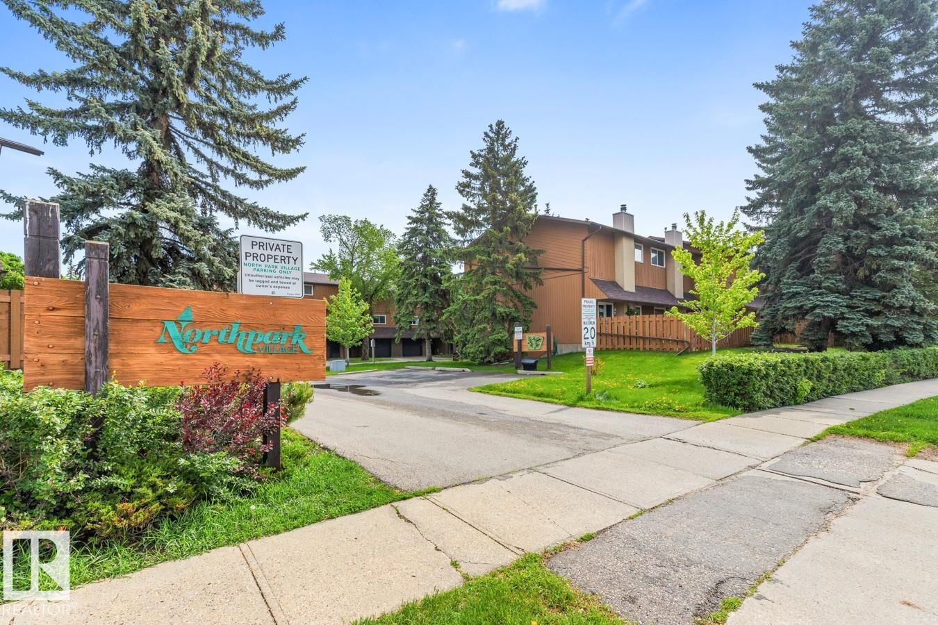 Property Photo:  15731 121 Street NW  AB T5X 2S1 