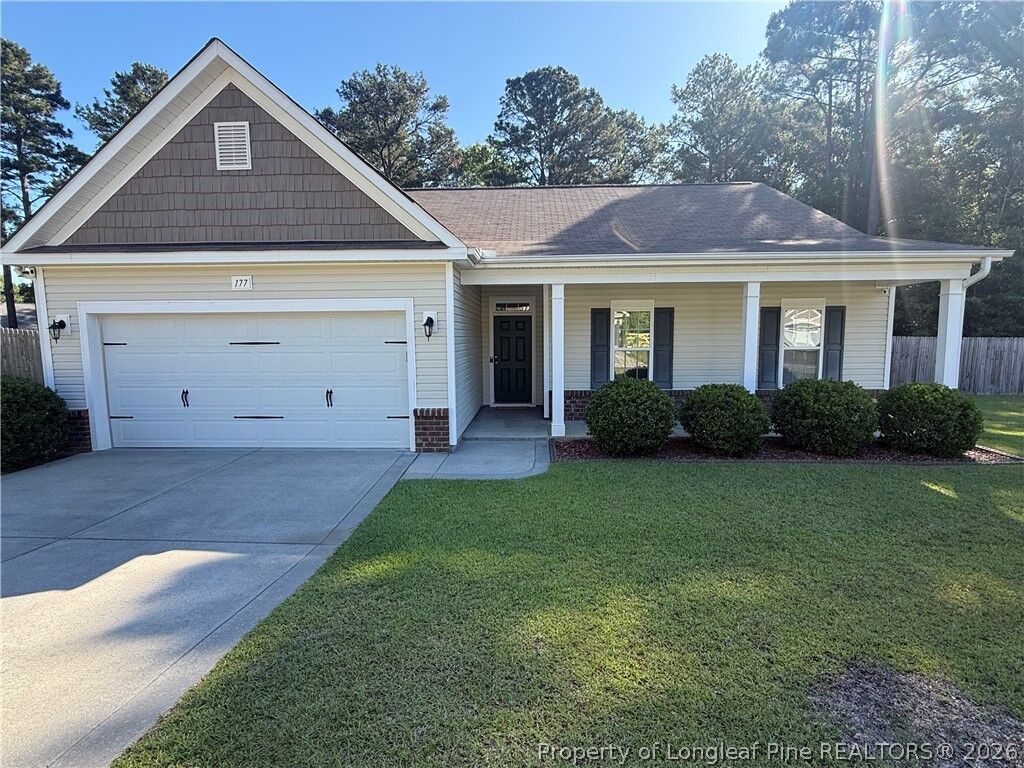 Property Photo:  177 Sidesaddle Court  NC 28376 