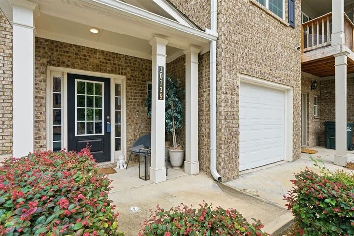 Property Photo: 10139 Benton Woods Drive GA 30014