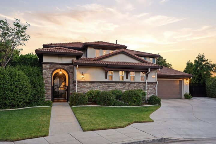 Property Photo:  6551 E Orleans Avenue  CA 93727 