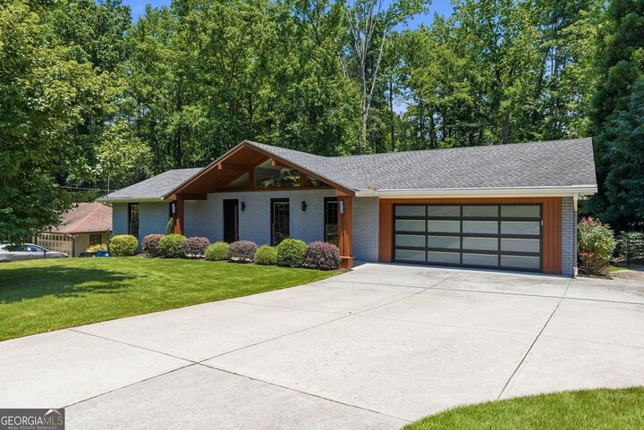 Property Photo:  225 Jayne Ellen Way  GA 30009 