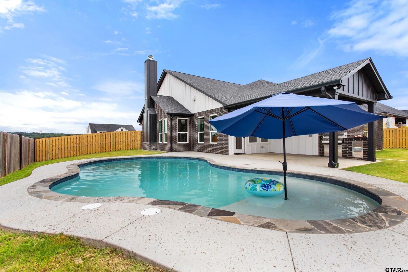 Property Photo:  16430 Clearview Dr.  TX 75771 