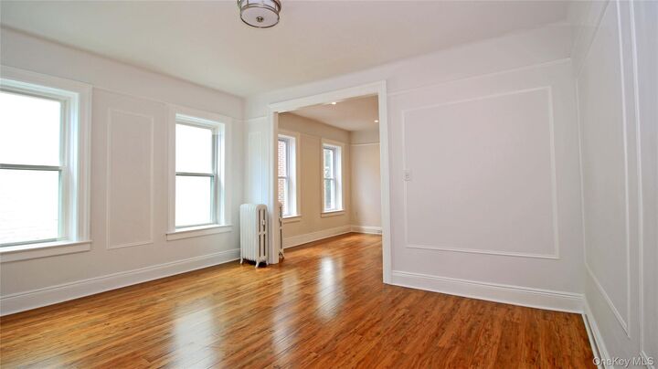Property Photo:  