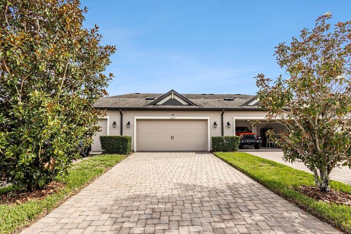 Property Photo: 13027 Batten Lane FL 33556